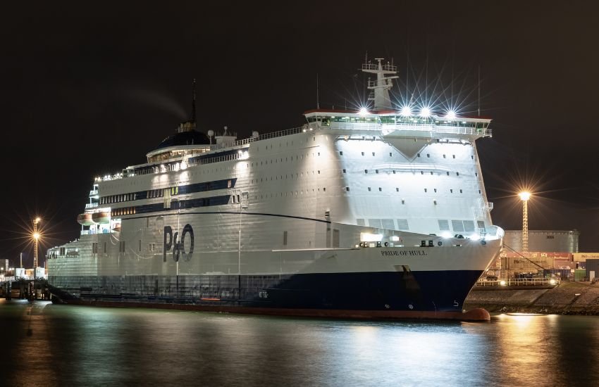 Gratis parkeren in Rotterdam Europoort: boot naar Engeland - Ferrygogo.nl