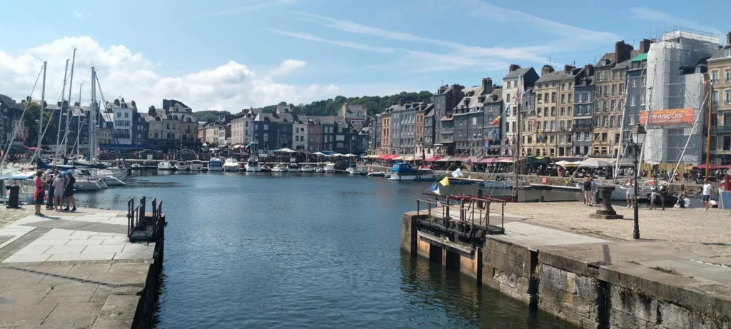 Honfleur, havenstad in Frankrijk