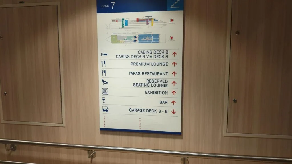 Deckplan van de Santona ferry