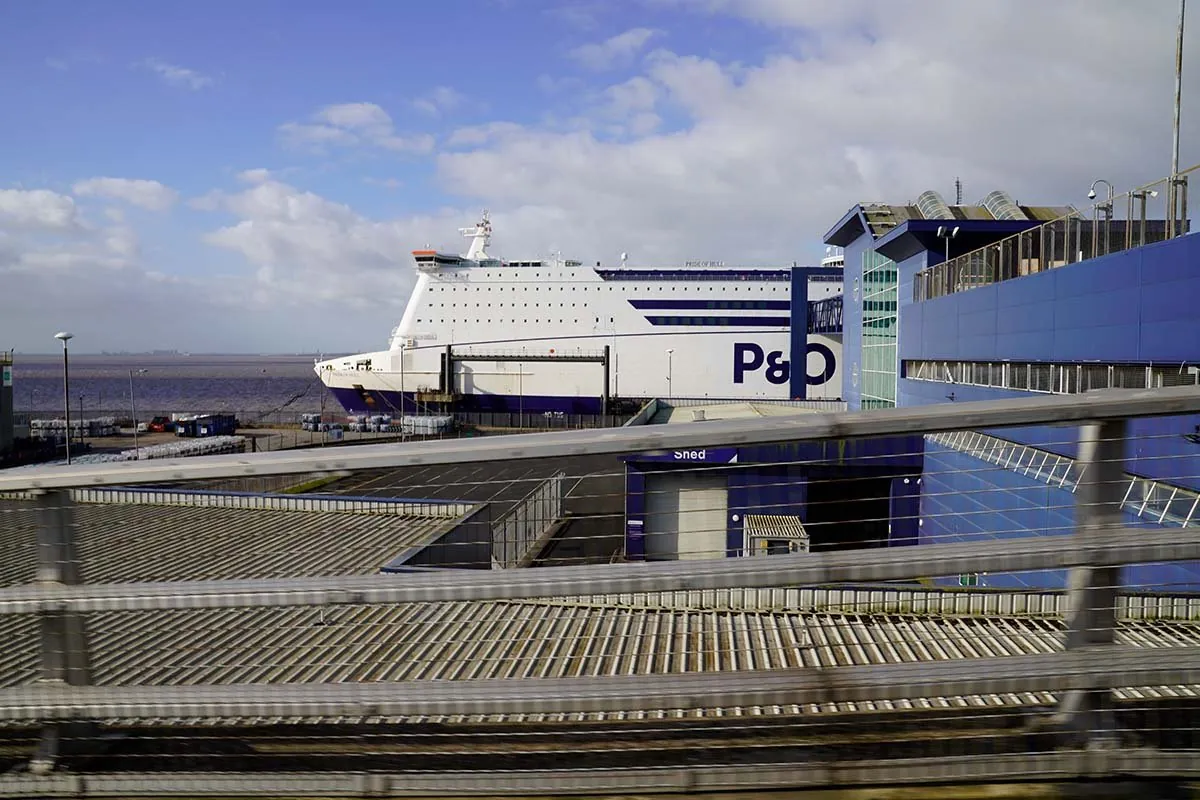 Pride of Hull in de haven van Hull